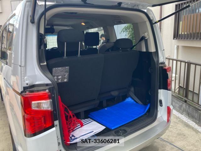 Mitsubishi DELICA 2022-03 8365601-16