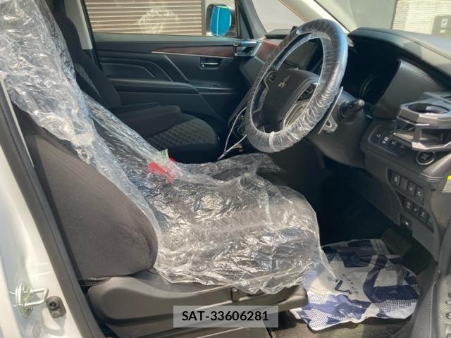 Mitsubishi DELICA 2022-03 8365601-18