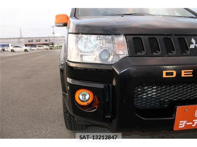Mitsubishi DELICA 2017-08 8365603-16