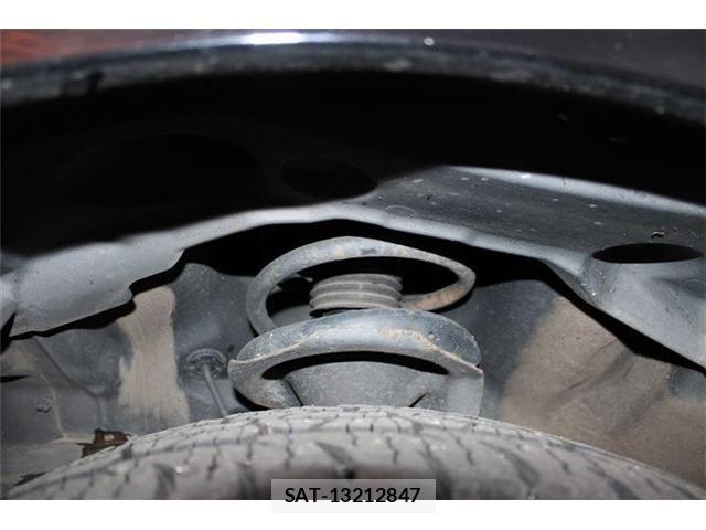 Mitsubishi DELICA 2017-08 8365603-24