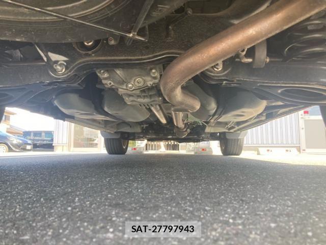 Mitsubishi DELICA 2015-08 8365609-12
