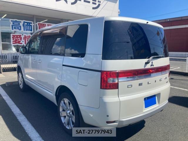 Mitsubishi DELICA 2015-08 8365609-3