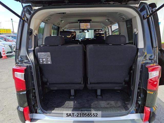 Mitsubishi DELICA 2021-08 8371608-24