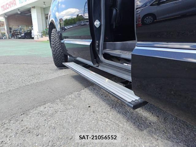 Mitsubishi DELICA 2021-08 8371608-26