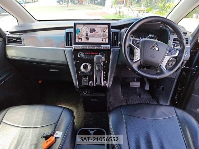 Mitsubishi DELICA 2021-08 8371608-2