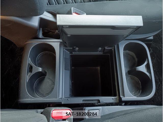 Mitsubishi DELICA 2020-05 8371611-11