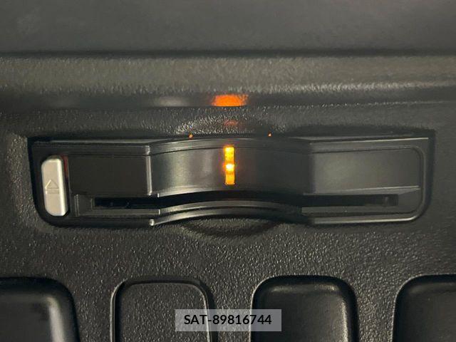 Mitsubishi DELICA 2018-02 8371609-6