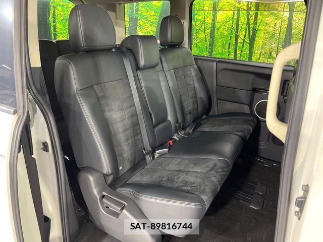 Mitsubishi DELICA 2018-02 8371609-8