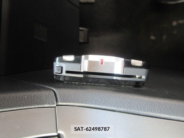 Mitsubishi DELICA 2011-03 8412040-18