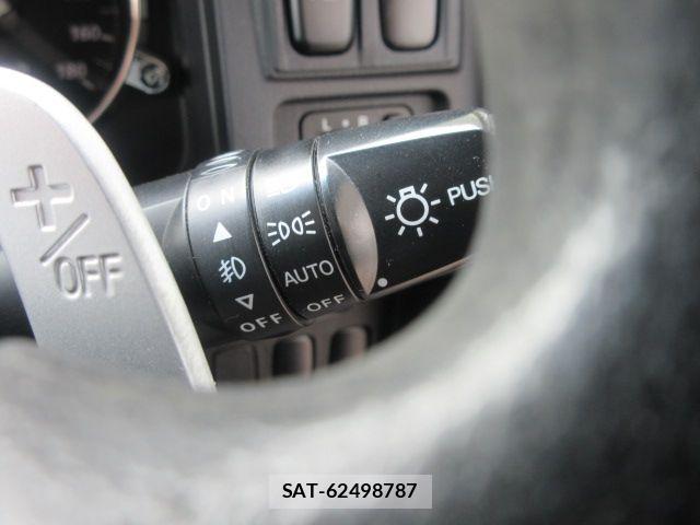Mitsubishi DELICA 2011-03 8412040-25