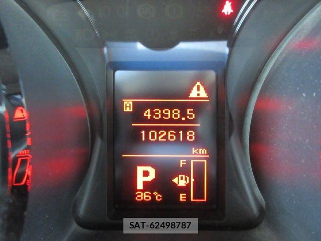 Mitsubishi DELICA 2011-03 8412040-28