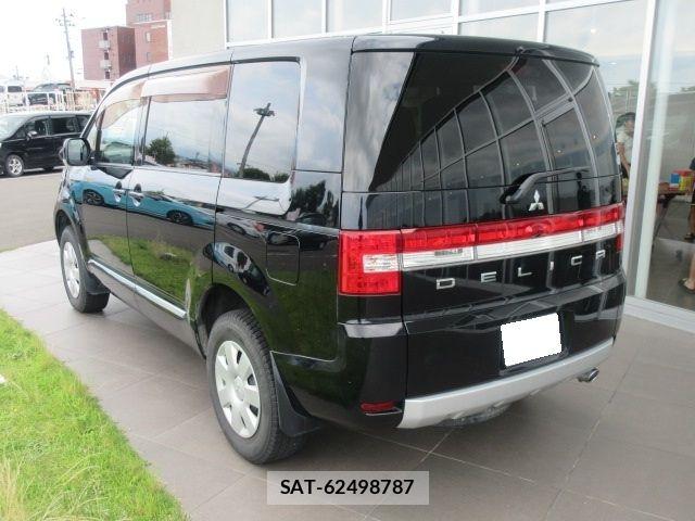 Mitsubishi DELICA 2011-03 8412040-4