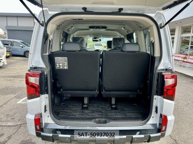Mitsubishi DELICA 2026-07 8412016-15