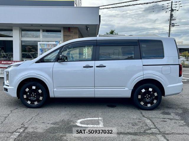 Mitsubishi DELICA 2026-07 8412016-3