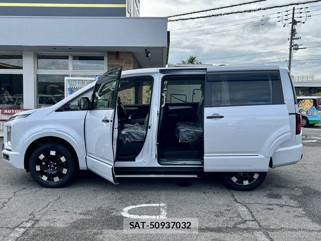 Mitsubishi DELICA 2026-07 8412016-4