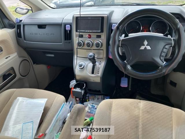 Mitsubishi DELICA 2009-09 8412052-18