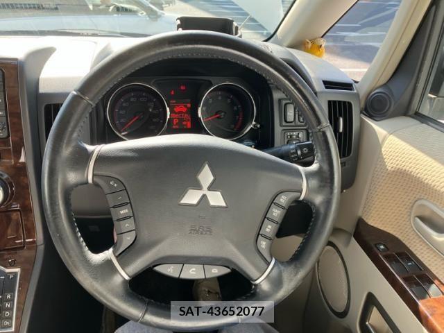 Mitsubishi DELICA 2009-08 8412049-14