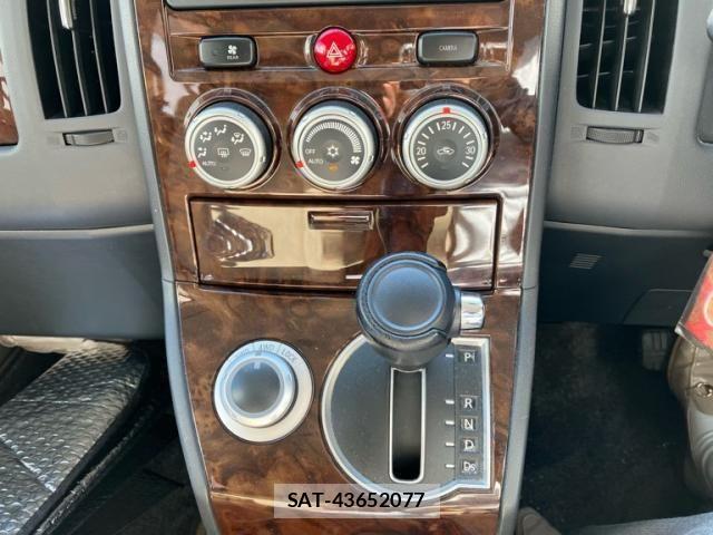 Mitsubishi DELICA 2009-08 8412049-19