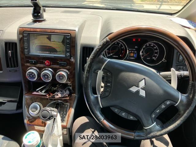 Mitsubishi DELICA 2011-05 8412050-17