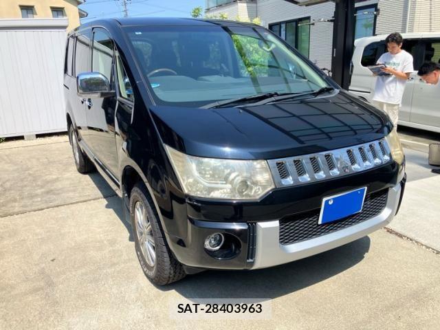 Mitsubishi DELICA 2011-05 8412050-1