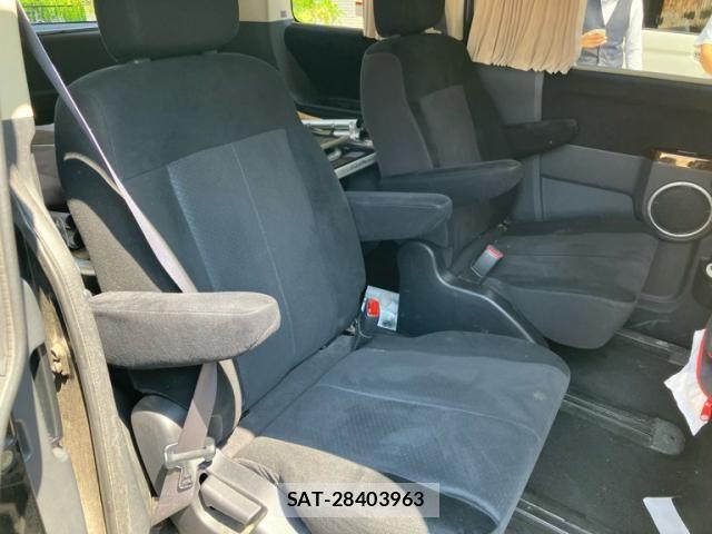 Mitsubishi DELICA 2011-05 8412050-19