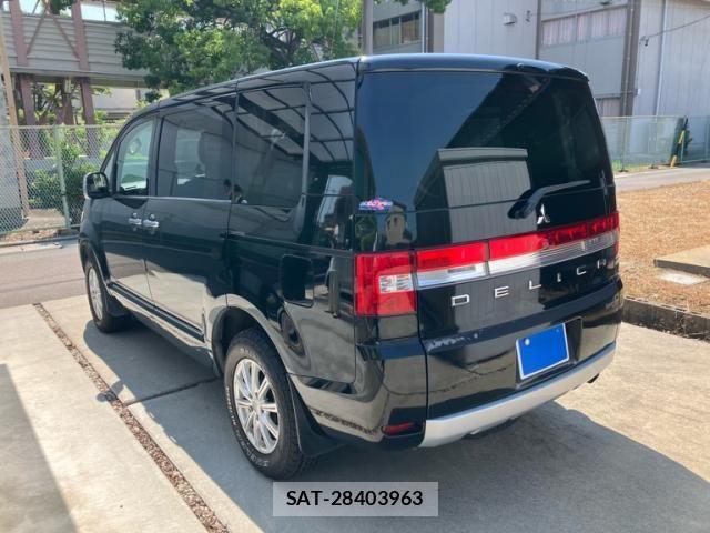 Mitsubishi DELICA 2011-05 8412050-3
