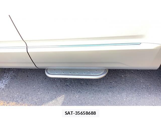 Mitsubishi DELICA 2019-09 8412021-5
