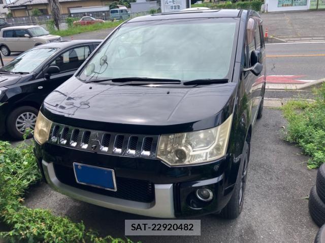 Mitsubishi DELICA 2007-10 8412054-0
