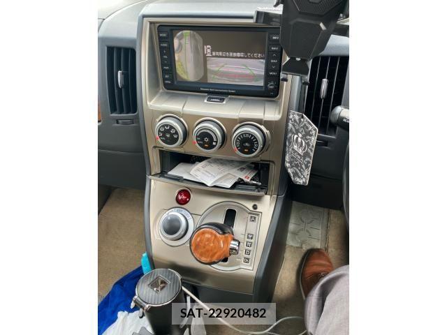 Mitsubishi DELICA 2007-10 8412054-15