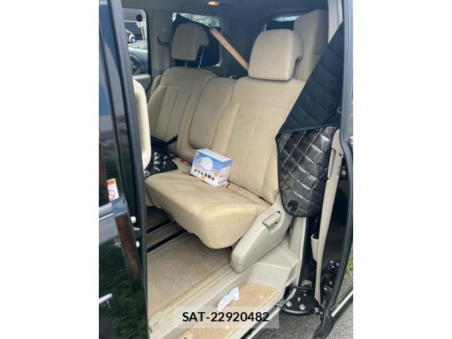 Mitsubishi DELICA 2007-10 8412054-20
