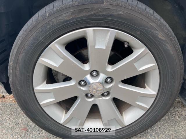 Mitsubishi DELICA 2013-10 8412041-10
