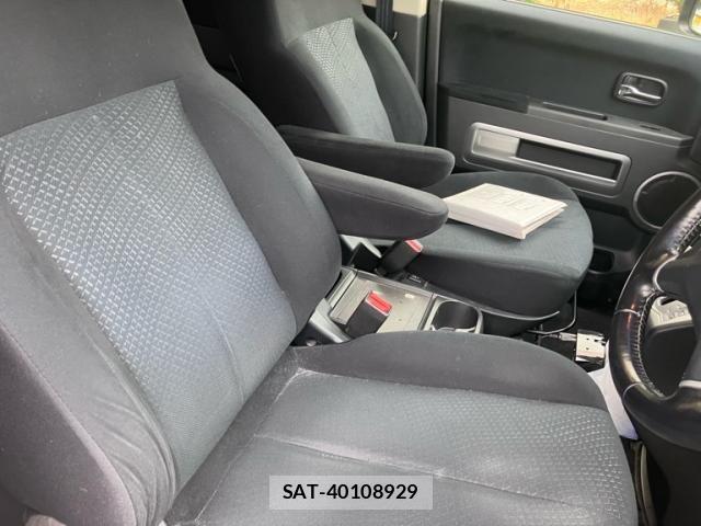 Mitsubishi DELICA 2013-10 8412041-14