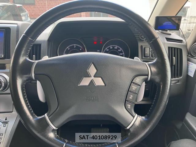 Mitsubishi DELICA 2013-10 8412041-17