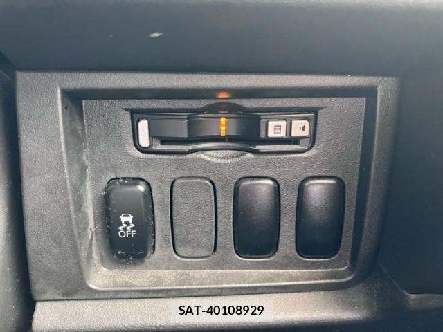Mitsubishi DELICA 2013-10 8412041-21