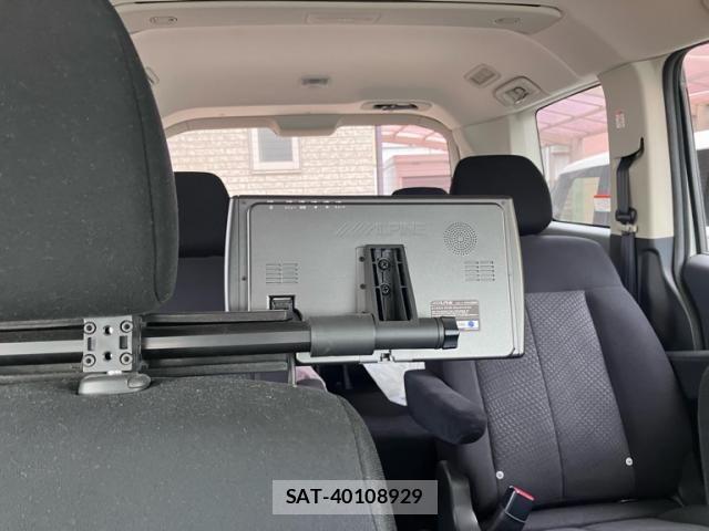 Mitsubishi DELICA 2013-10 8412041-27