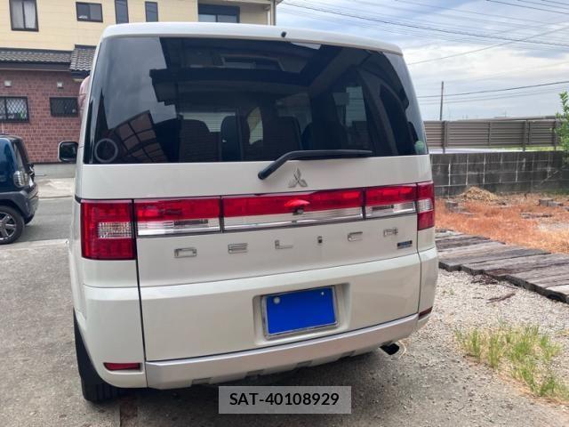 Mitsubishi DELICA 2013-10 8412041-7