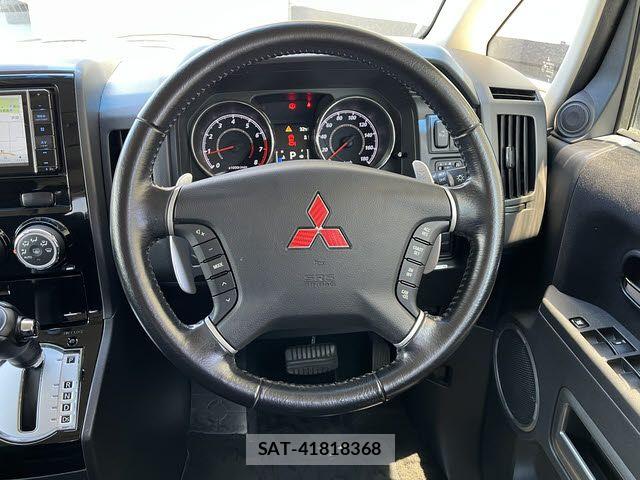 Mitsubishi DELICA 2015-10 8412029-13