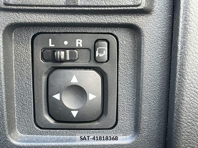 Mitsubishi DELICA 2015-10 8412029-16