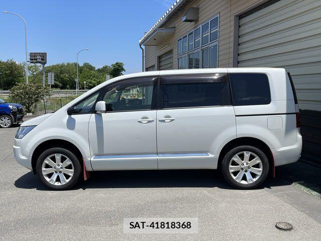 Mitsubishi DELICA 2015-10 8412029-23