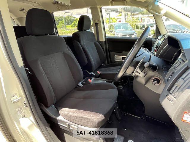 Mitsubishi DELICA 2015-10 8412029-3
