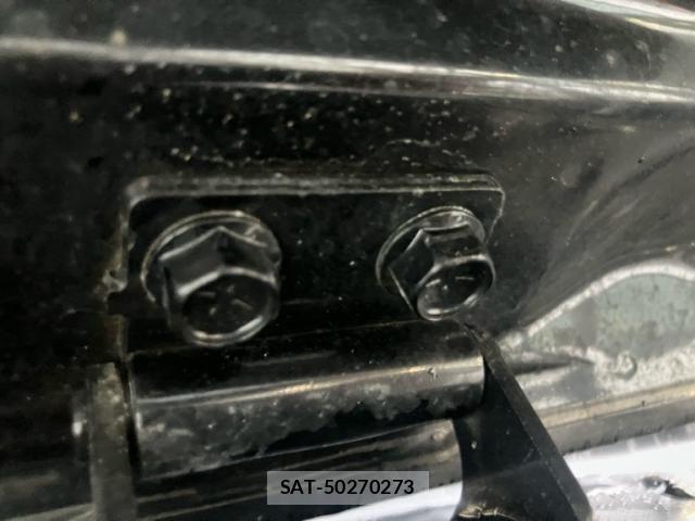 Mitsubishi DELICA 2017-04 8412048-12