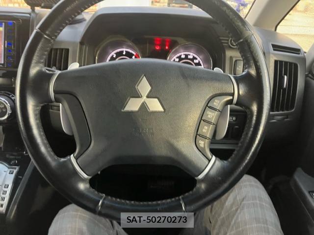Mitsubishi DELICA 2017-04 8412048-16