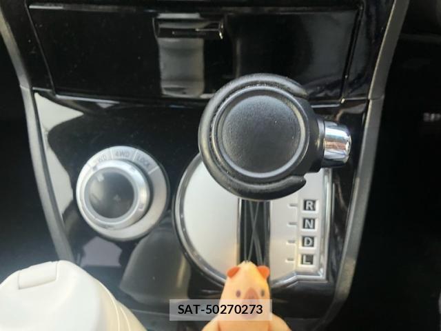 Mitsubishi DELICA 2017-04 8412048-21