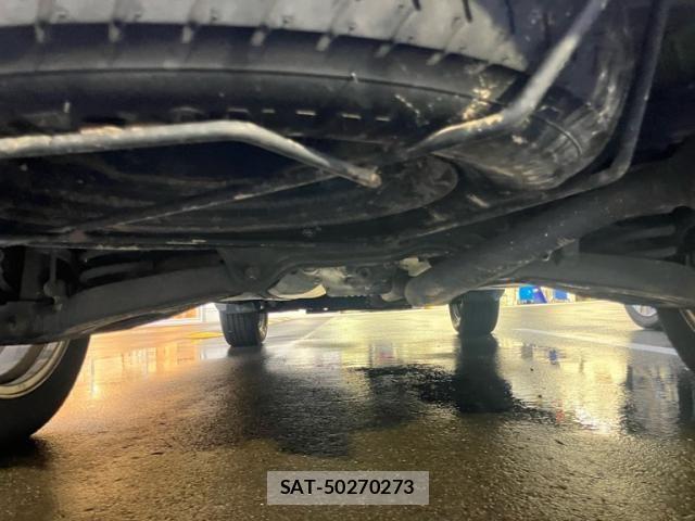 Mitsubishi DELICA 2017-04 8412048-8