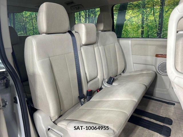 Mitsubishi DELICA 2017-08 8438076-12