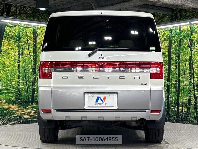 Mitsubishi DELICA 2017-08 8438076-17