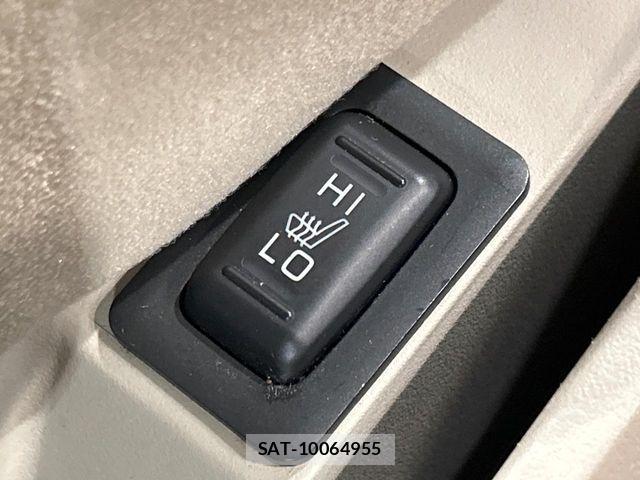 Mitsubishi DELICA 2017-08 8438076-6