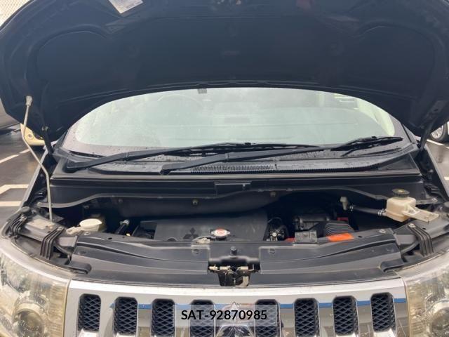 Mitsubishi DELICA 2015-04 8438081-19