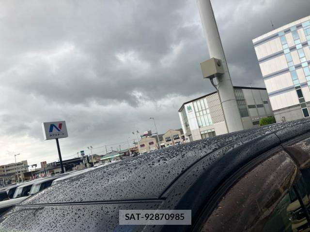 Mitsubishi DELICA 2015-04 8438081-8