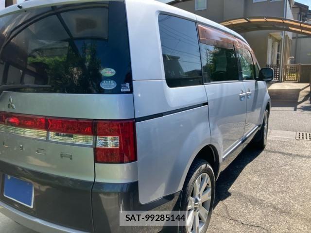 Mitsubishi DELICA 2008-04 8438080-2